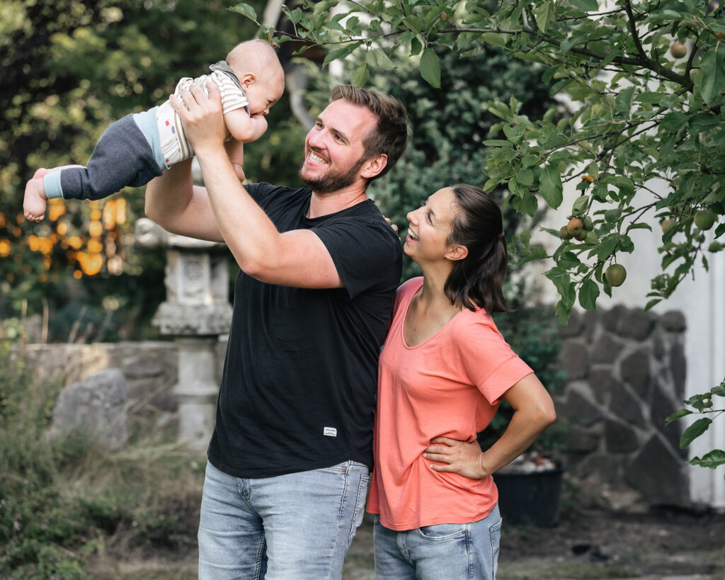 Familie Lackmann im Garten